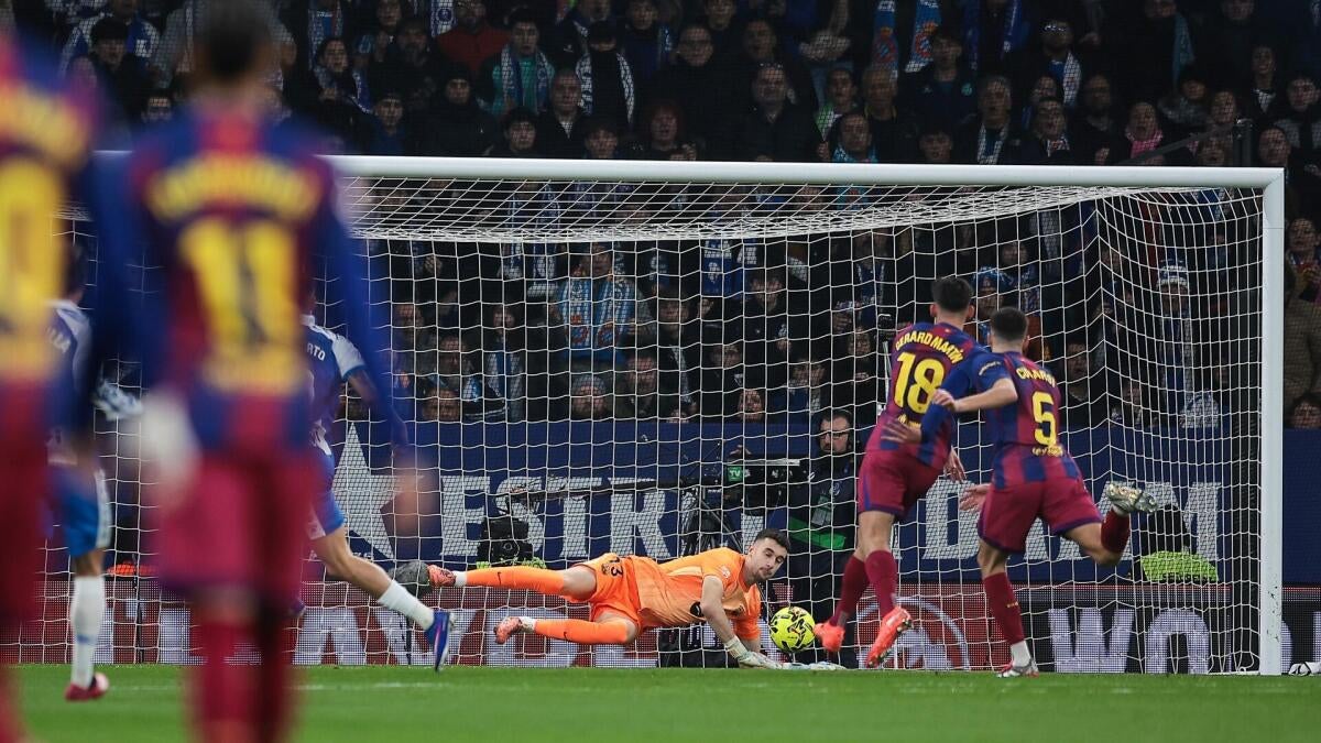 巴萨德比2-0开门红，西甲七分领跑，剑指双冠