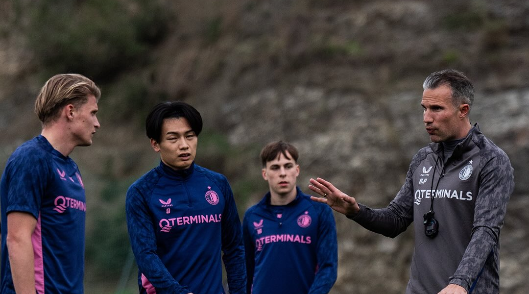 荷甲焦点：范佩西率费耶诺德复仇海伦芬？