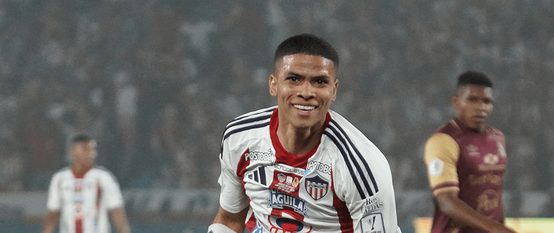 哥伦比亚超级杯决赛：小鲨鱼主场称雄，圣菲恐难招架？