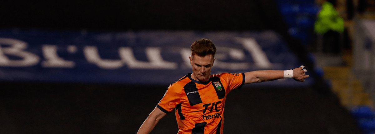 英乙前瞻：巴内特主场迎战克劳利，谁能笑到最后？