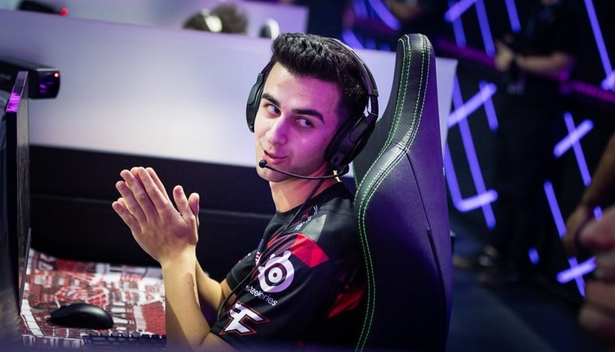 电竞巨星EpikWhale：16岁成百万富翁，堡垒之夜传奇的财富与人生