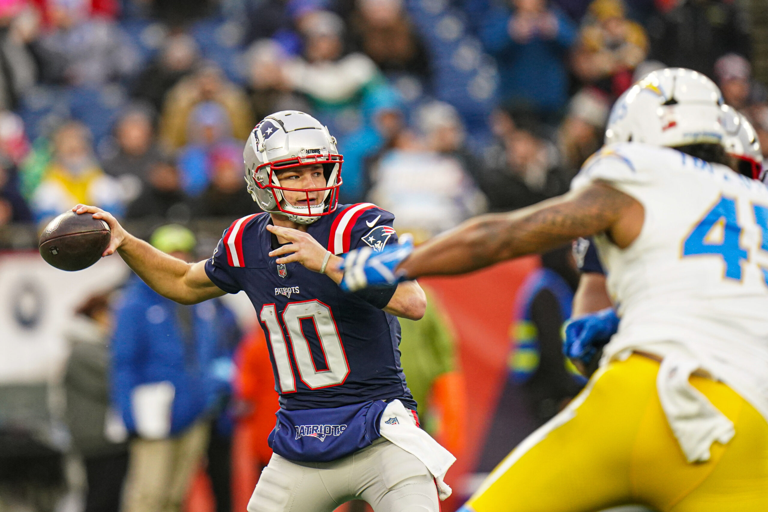 2026 NFL季后赛：爱国者主场迎战闪电，布雷迪后时代首战