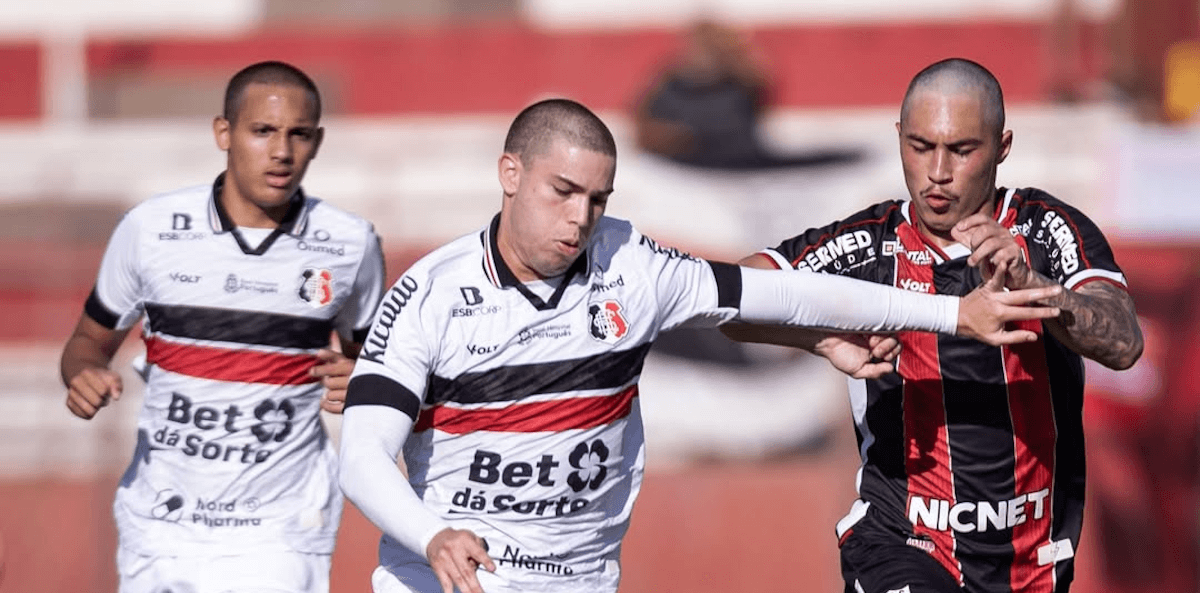 国际友谊赛:巴西圣克鲁斯对阵阿根廷防卫者,谁能抢占先机? 国际友谊赛:巴西圣克鲁斯对阵阿根廷防卫者,谁能抢占先机?